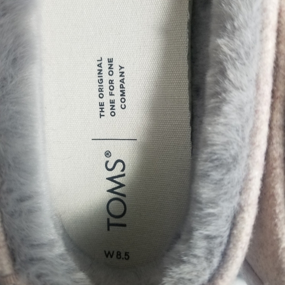TOMS WOMEN'S SLIPPERS SIZE 8.5 - Picture 2 of 8